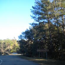 Collada de Capsacosta, on el camí empedrat passa del Ripollès a la Garrotxa