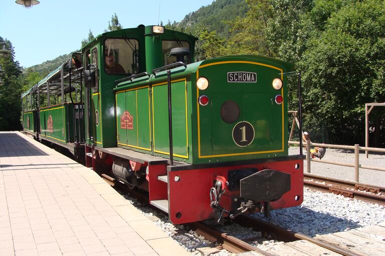 Tren del Ciment al Clot del Moro, Castellar de n'Hug