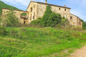 RUTA PETITES PASSES AMB HISTÒRIA. CALLÚS