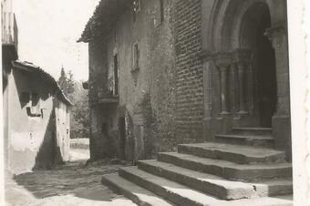 Portal d'entrada de la Sagrera, Cal Aiano