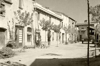 <p>Ruta Vilanova, Memòria en Moviment. Vilanova del Vallès</p> Carrer Mogent i carrer del Sol. Ruta Vilanova, Memòria en Moviment. Vilanova del Vallès
