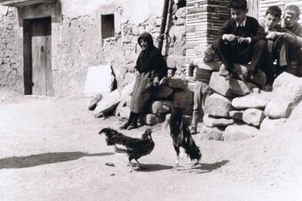 Cal Xic, al carrer del Castell, el 1972.