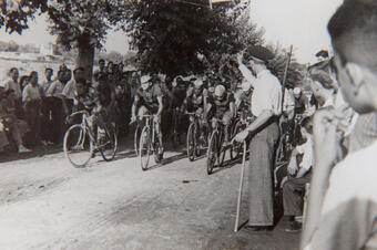 <p>1962. Cursa ciclista de la Festa Major.</p> Memòria en ruta al Catllar – Cursa ciclista de la Festa Major, 1962