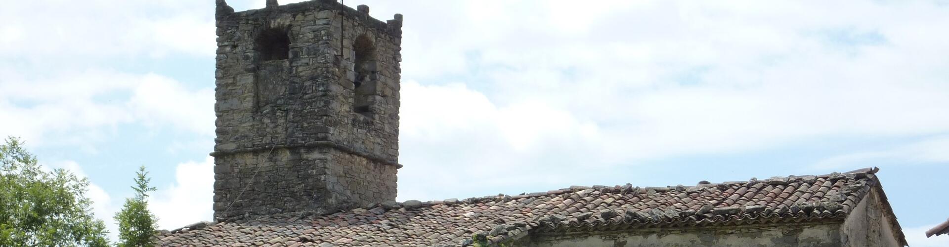 Església de Sant Martí de Vinyoles amb el campanar, les Llosses